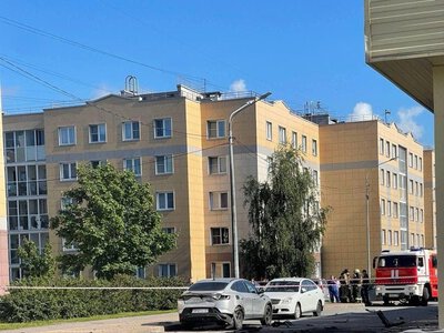 У Петербурзі вибухнуло авто російського підполковника: він мертвий, дружина – в реанімації, – ЗМІ