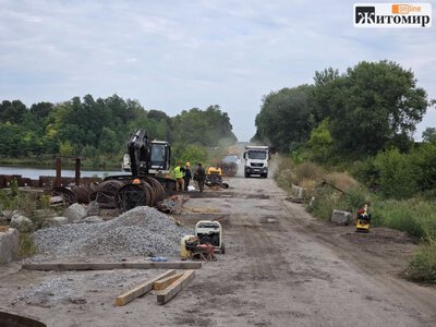 На трасі Житомир – Чернівці реконструюють міст, який не ремонтували понад 60 років