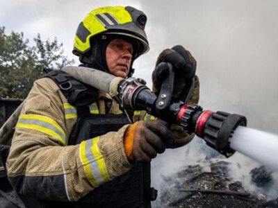 Наслідки нічного обстрілу Київщини: спалахнули склади в Бориспільському та Фастівському районах