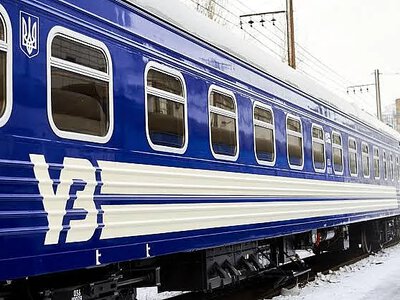 Через обстріли затримуються потяги: рейс до Миколаєва запізнюється майже на п’ять годин
