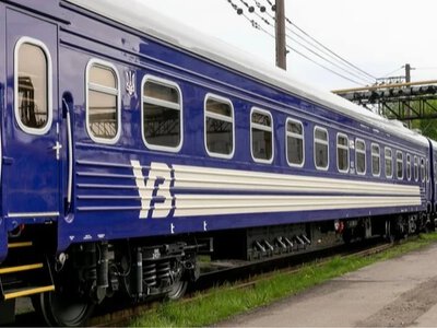 Російські атаки спричинили затримку потягів УЗ на понад 10 годин