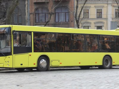 Один львівський автобус тимчасово не курсуватиме