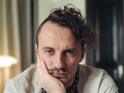 Євген Клопотенко зізнався, чому не віддає дружині місце на домашній кухні (Відео)