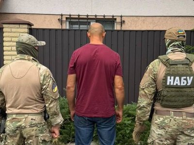 Вимагали 4,5 млн грн хабаря за прийняття РЕБ для ЗСУ: НАБУ та САП викрили двох військових