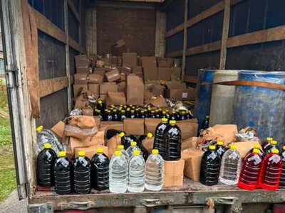 На Волині викрили підпільне виробництво алкоголю, який продавали по всій Україні