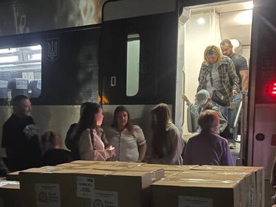 Поїзди все ще запізнюються: в УЗ розповіли, як змінюється ситуація