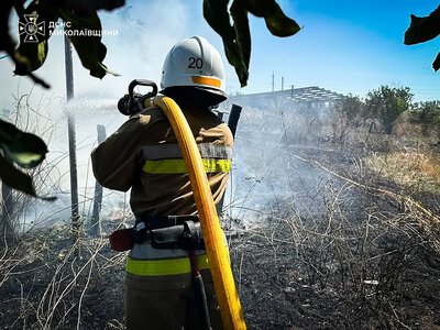 У Миколаївській області за добу п'ять пожеж: дві з них через атаки дронів