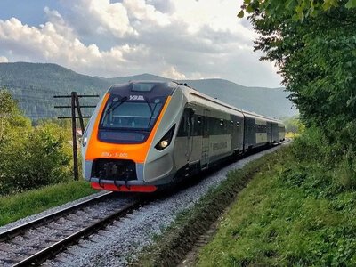 В «Укрзалізниці» попередили про затримки потягів через обстріли