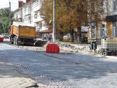 У Чорткові розривають угоду з підрядником через затягнутий ремонт вулиці Бандери