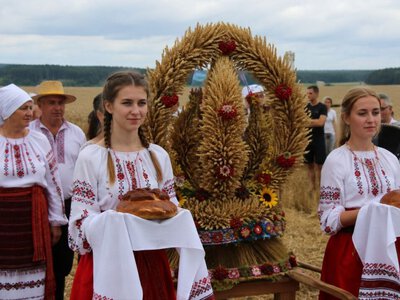  Свято врожаю та вдячності землі 