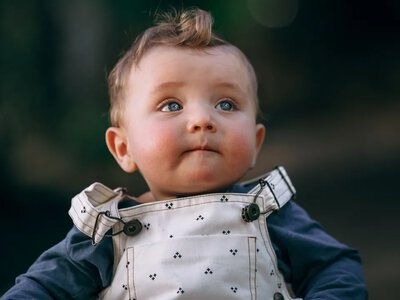 Імена наших прадідів повертаються: 10 варіантів, які знову обирають для хлопчиків 