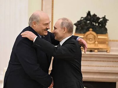 Лукашенко вирушив до Росії на зустріч із Путіним