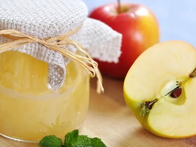 Ніжне яблучне варення зі згущеним молоком на зиму: рецепт десерту з кремовим смаком