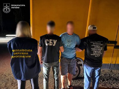 На Миколаївщині затримали чоловіка, який за $10 тис обіцяв нелегальну переправу через кордон (ФОТО)