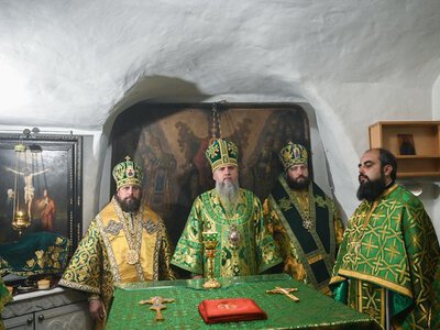  Предстоятель ПЦУ звершив Літургію в Дальніх печерах Києво-Печерської лаври 