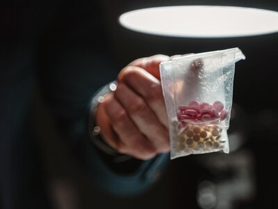 Жителя Черкас засудили до 6 років в’язниці за продаж особливо небезпечних наркотиків