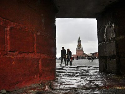 Росії прогнозують майже десять років економічного застою