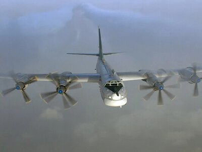 Супутник показав наслідки удару по російському Ту-95МС в Енгельсі