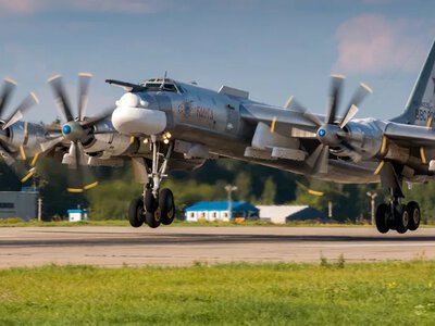 У росії після удару СБУ по Енгельсу могло залишитися 37 боєздатних Ту-95МС – Defense Express