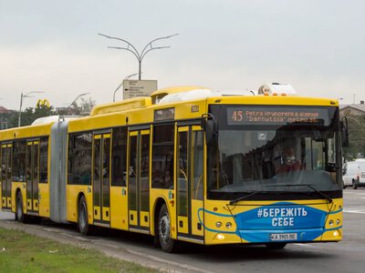 У Києві через наслідки атаки можуть змінити рух автобусів №36Тр та №37