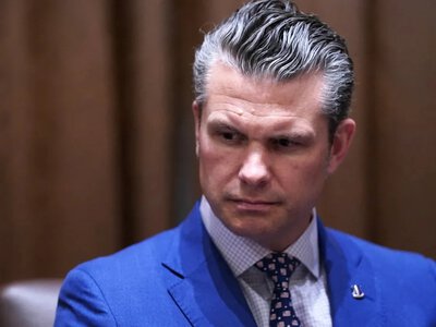 Новий розкол у таборі Трампа: глава Пентагону Гегсет таємно готується до президентських виборів