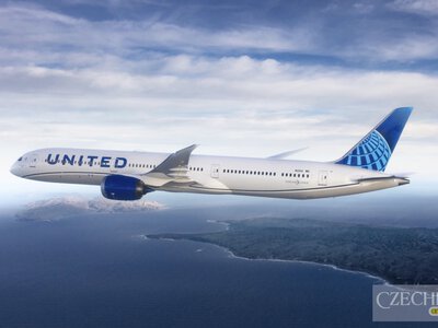 На рейсі до США пілот забув вимкнути мікрофон: 250 пасажирів сім хвилин слухали його лайку