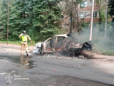  У Слов'янську рятувальники ліквідували наслідки серії російських обстрілів: одна людина загинула, двоє поранені 