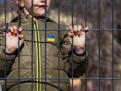 Змушували співати гімн рф: з окупованої частини Херсонщини повернули ще 13 дітей