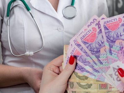 Посадовиця медкомісії на Миколаївщині торгувала впливом на рішення медиків