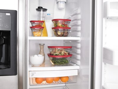 Перевірте дверцята холодильника: ці 7 продуктів краще зберігати в іншому місці