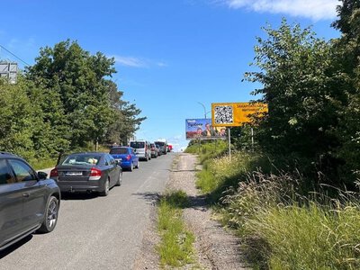 Черги на кордоні Закарпаття: найбільше авто стоять на виїзді до Словаччини