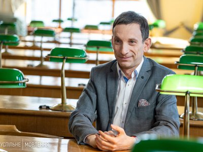 “Косатки не їдять ведмедів”. Портников прокоментував божевільну метафору Путіна, який пояснював дітям потребу “СВО” світом тварин