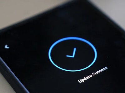 Чи потрібно перезавантажувати смартфон після оновлення: важливий нюанс для Android та iPhone