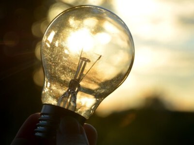 У Києві 31 серпня діятимуть відключення світла: коли обмежать електропостачання