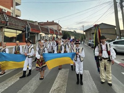 Ансамбль з Ужгородщини представив Україну на фольклорному фестивалі у Північній Македонії (ФОТО)
