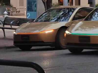 Tesla Cybercab: світло для безпечних поїздок