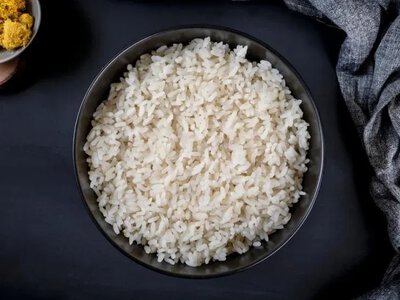 Як приготувати ідеальний рис вдома: порада шеф-кухаря та важливість рисоварки