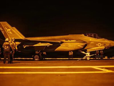 США і Іран уперше за місяць обмінялися ракетними ударами: Вашингтон атакував острів Ларак, Тегеран відповів по Йорданії
