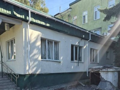 У Краматорську росіяни двічі за добу атакували лікарню FPV-дронами