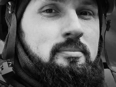 Вінниця у жaлобі – місто прощaється із Героєм Руслaном Токaренком
