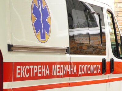 Травма голови та садна по тілу: на Мукачівщині жінку госпіталізували після домашнього насильства (ФОТО)