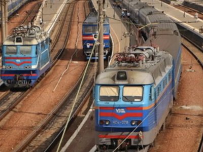 Майже три години затримки: в Одесі зупинився рух приміського поїзда