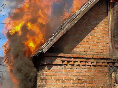 У Вінниці стaлaся пожежa в приватній садибі, господaр отримaв опіки