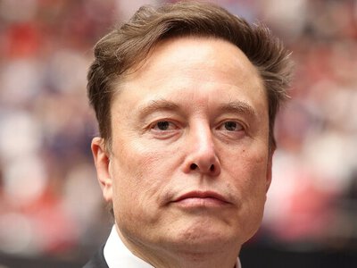 Маск готовий дозволити Україні використовувати Starlink для ударів по РФ, але з умовою - FT
