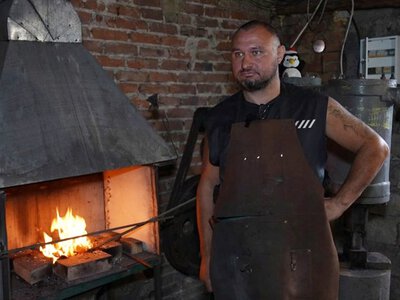 Відкрив кузню, про яку мріяв до війни: ветеран Микола Шевчук отримав грант на власну справу