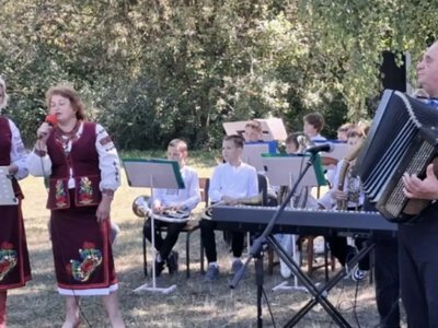 Сенкевичівська школа мистецтв зібрала понад 104 тисячі гривень для ЗСУ