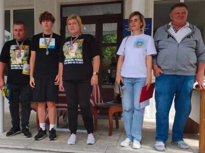 У Берестечку 75 учасників долучилися до патріотичного забігу «Шаную Воїнів — біжу за Героїв України»