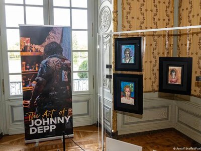 У Німеччині відкрилася виставка картин Джонні Деппа