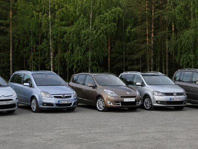 Топ-5 сімейних авто на 7 місць до $10 000 у 2026 році
