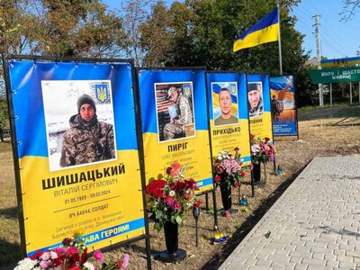 У Іванівці Кобеляцької громади відкрили Алею Слави на честь полеглих воїнів-земляків